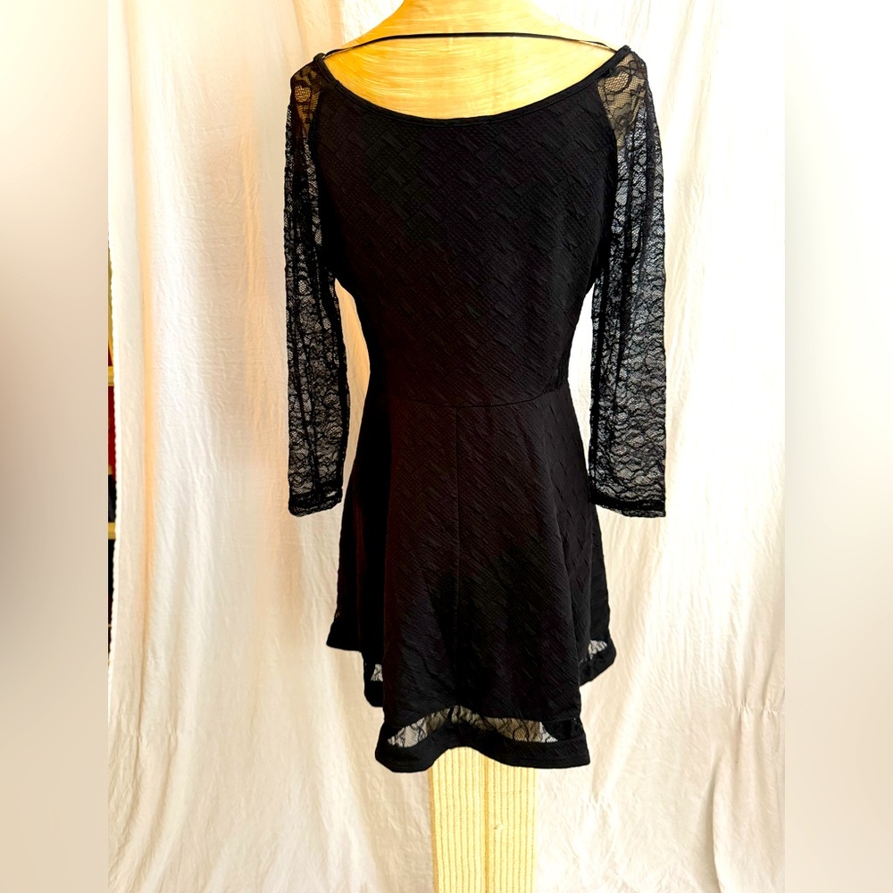En Crème little black dress. M - Picture 3 of 8
